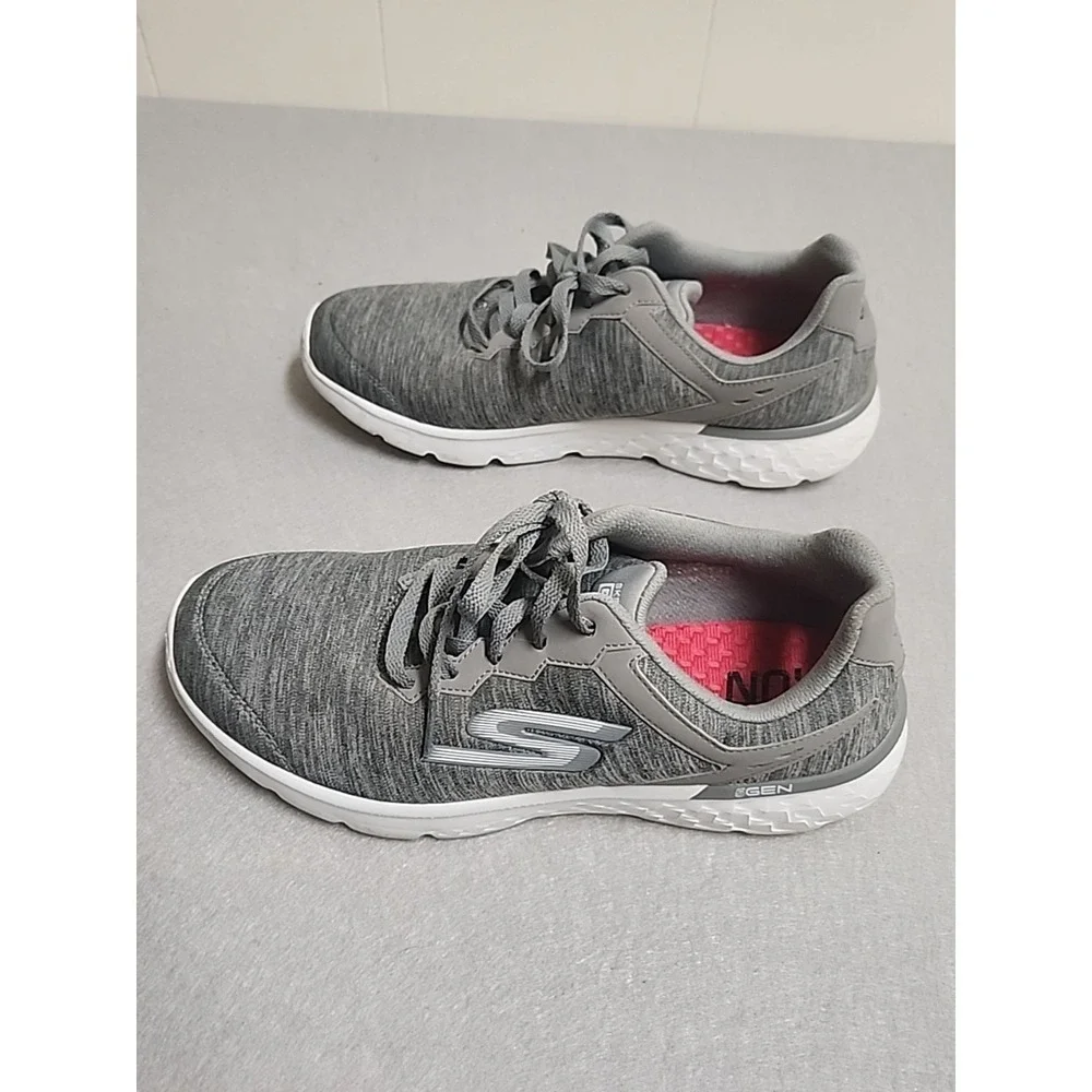 Skechers Womens Size 8 Go Run Goga Mat Grey Sneakers
